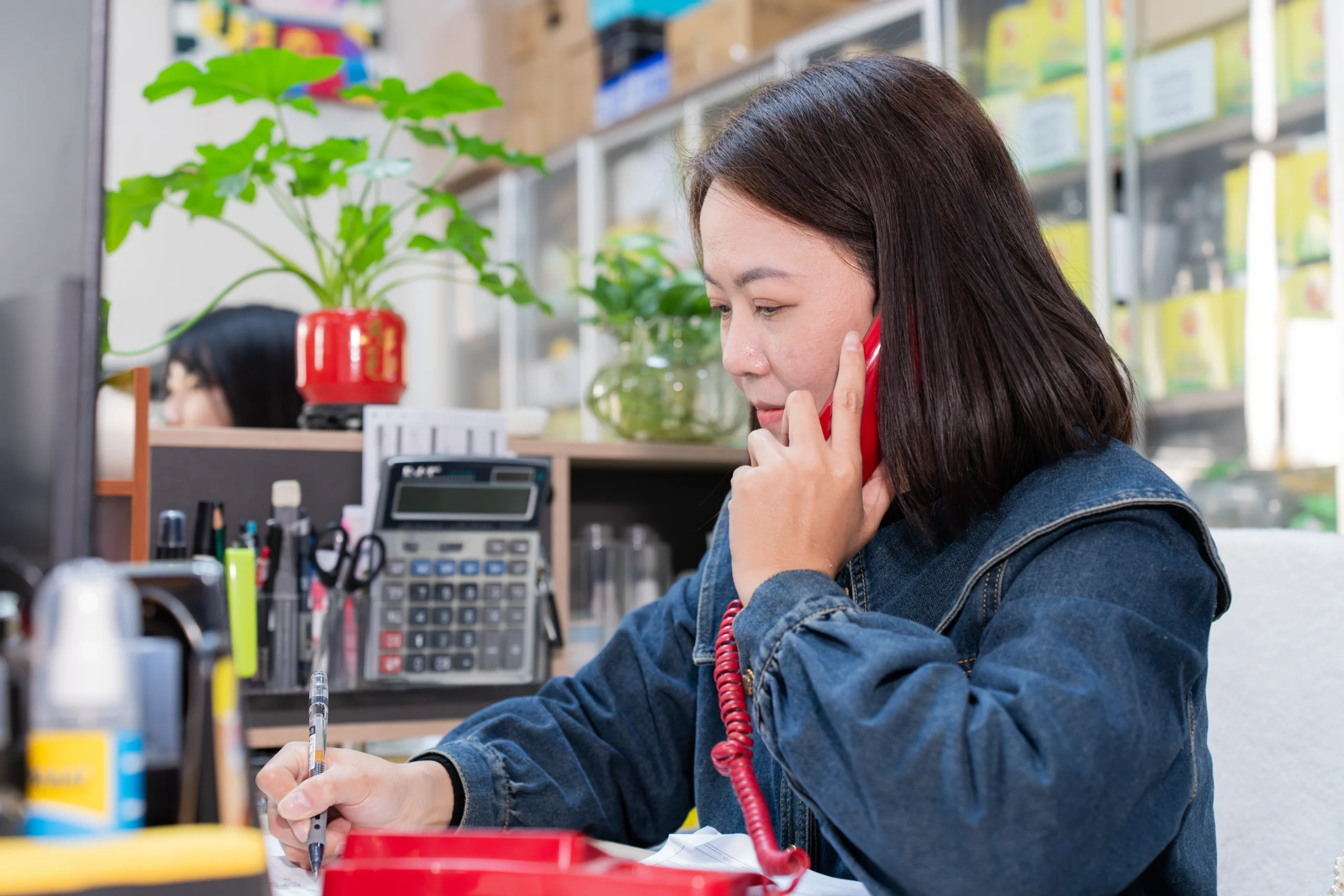 Dedicated account management for private label cleaning buyers
