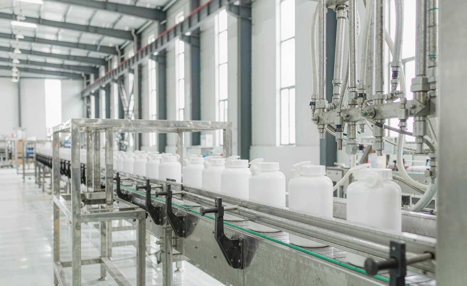 Filling line for private label cleaning products inside the plant